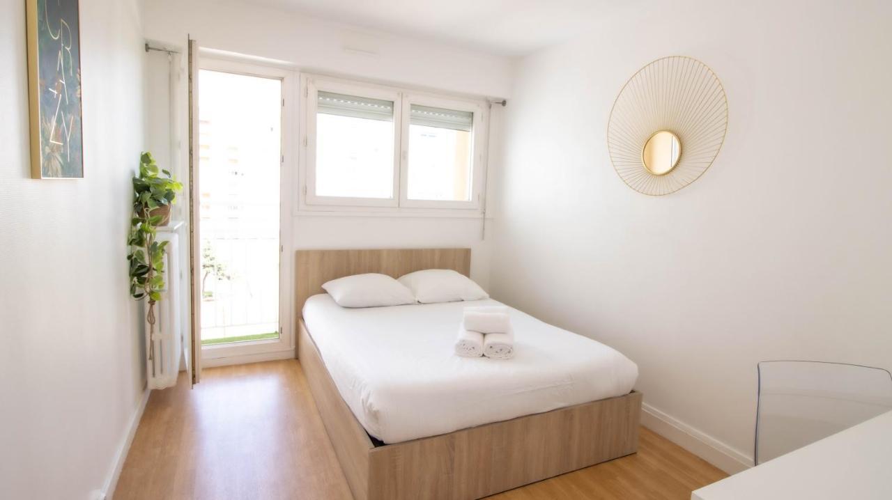 Spacieux Avec Balcons, 4 Chambres, Espace & Confort, Centre Gare