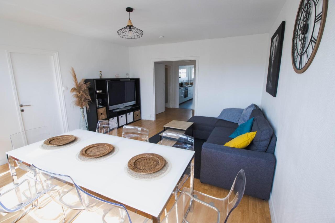 Apartment Spacieux Avec Balcons, 4 Chambres, Espace & Confort, Centre Gare