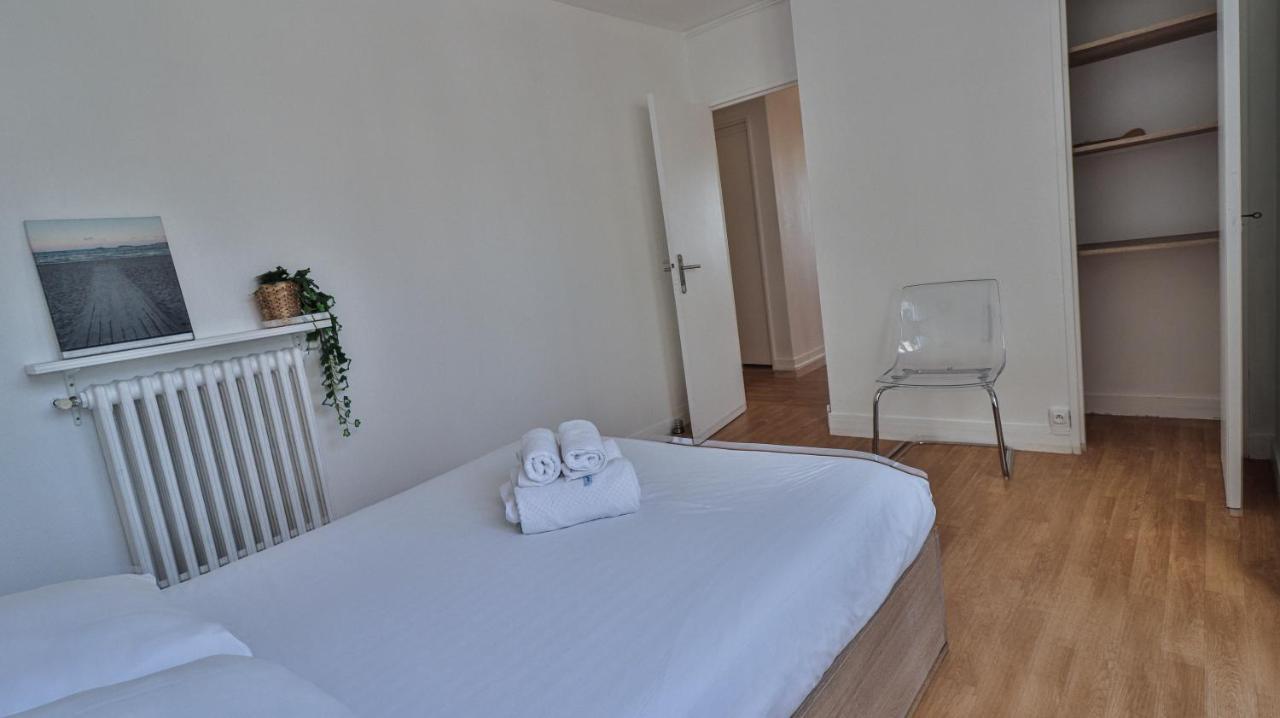 Spacieux Avec Balcons, 4 Chambres, Espace & Confort, Centre Gare Rennes